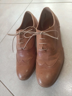 Oxford leather Primadonna flat shoes size 39 like new