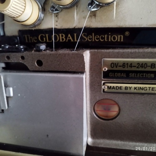 Sewing machine and three-thread overlocker used, with tables