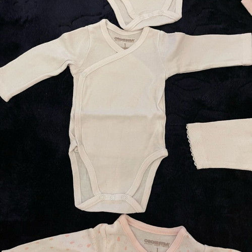 Baby bodysuits used for 0-3 months, pack of 7 pieces