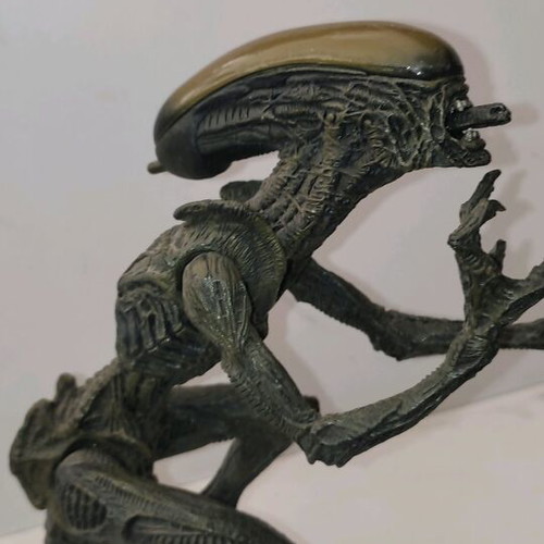 Mcfarlane Toys Alien 3 Dog Alien Xenomorph Movie Maniacs 6 figure used