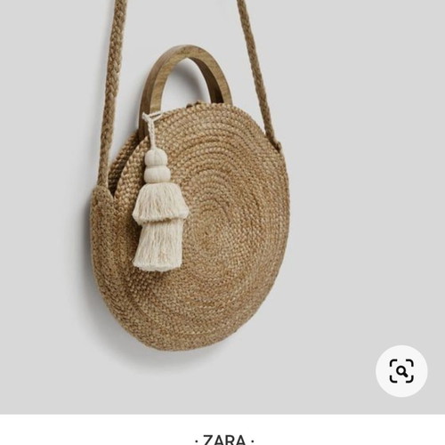 Zara straw bag with wooden handles and removable tassel