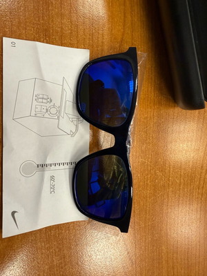 Nike sunglasses like new with blue mirror lens
