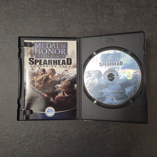 Medal of Honor Allied Assault Spearhead PC game used expansion 2002