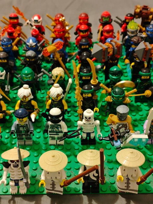 Lego Ninjago Minifigures like new, over 140 genuine