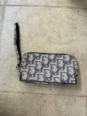 Wallets used