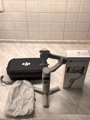DJI Osmo Mobile 7 like new gimbal with accessories