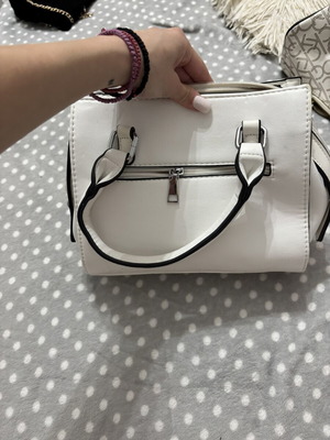 Handbag new, white, convenient for outings