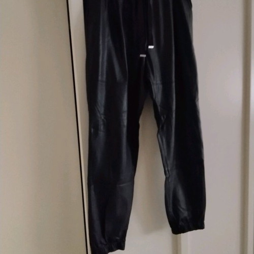 Black leatherette pants size L like new