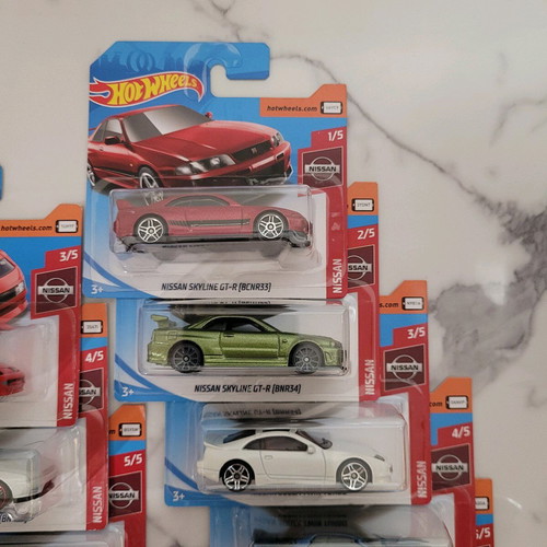 Hot Wheels Nissan Set Mainlines 2019 new