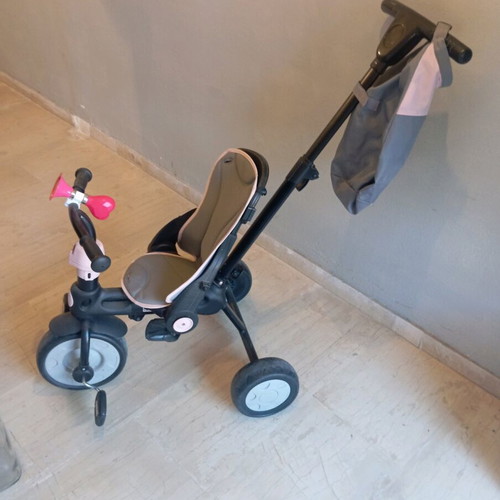 Tricycle Bike 2 in 1 like new with folding seat and carrying pouch