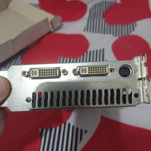 Nvidia GeForce 9800GT and Asus EN8600GT used graphics cards