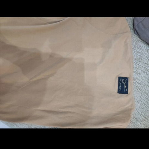 Vagrancy T-Shirt like new, set of 2, size M, beige and pink