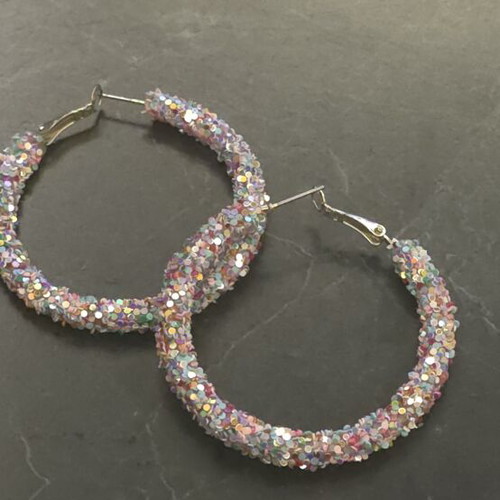 Hoop earrings like new, multicolor