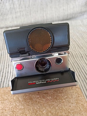 Polaroid SX-70 Sonar μεταχειρισμένη με original συσκευασία και manual