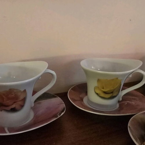 Espresso trimar cups set of 6 like new with saucers