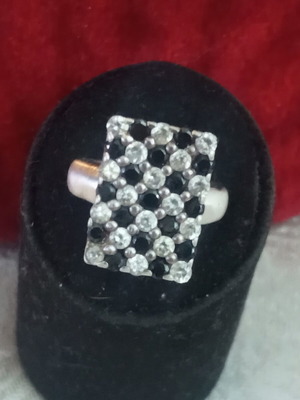 925 silver ring with synthetic sapphires and zircon, size 54