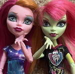 Original Monster High dolls set or separate