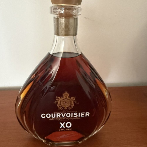Courvoisier XO Cognac 700ml new