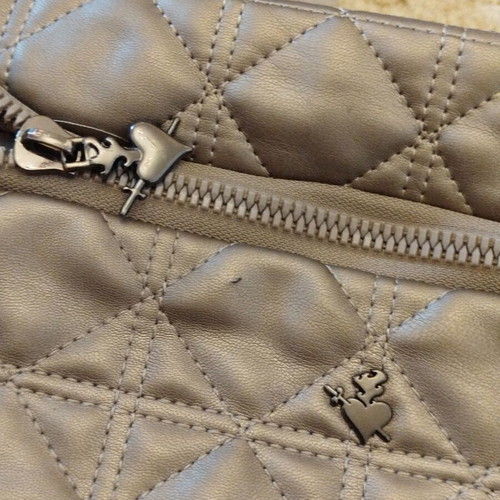 SugarFree banana bag like new, silver