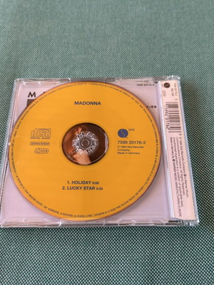 Madonna Holiday CD single, pop