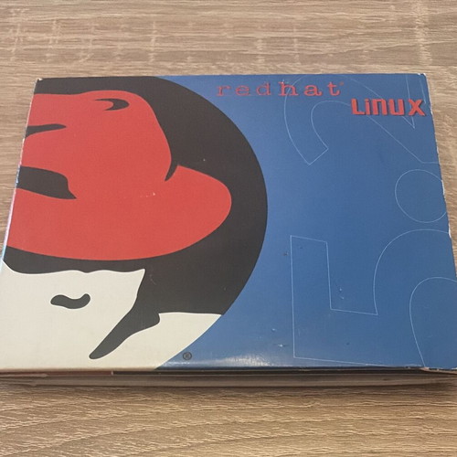 Red Hat Linux 5.2 Official Box Set like new, 3 CDs and Boot Diskette