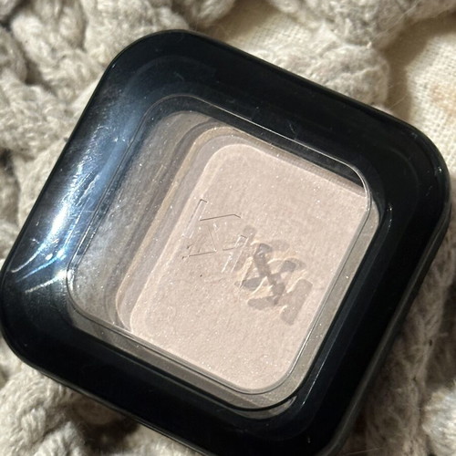 High pigment eyeshadow like new