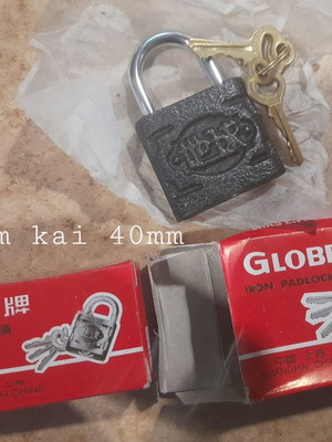 Padlocks 30mm and 40mm, 2 pieces