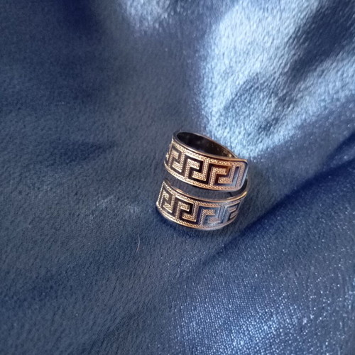 Steel ring new adjustable with meander pattern