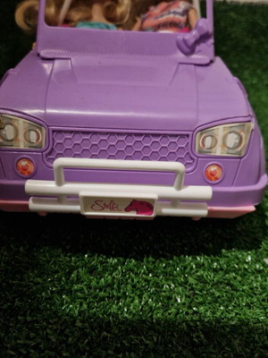 Barbie Jeep όχημα μεταχειρισμένο με δύο Barbie από Mattel