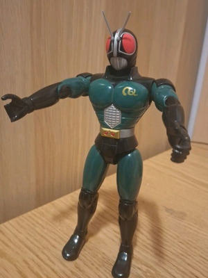 Kamen Rider Black RX φιγούρα δράσης με κομμένα δάχτυλα στο αριστερό χέρι