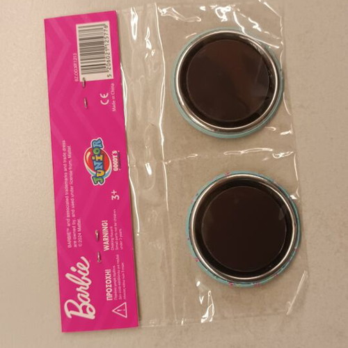 Barbie magnetic buttons new