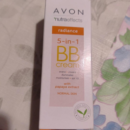 Avon Nutra Effects Radiance 5-in-1 BB Cream SPF 15, medium