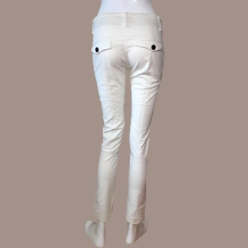 White low-rise Chino pants used, size XS