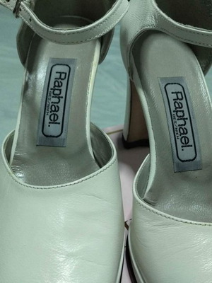 Leather shoes new, size 38-39, bridal