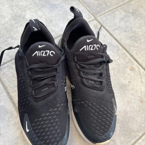 Nike Air Max 270 athletic shoes like new, size 39, black