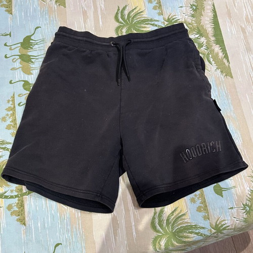 Hoodrich black shorts size S used