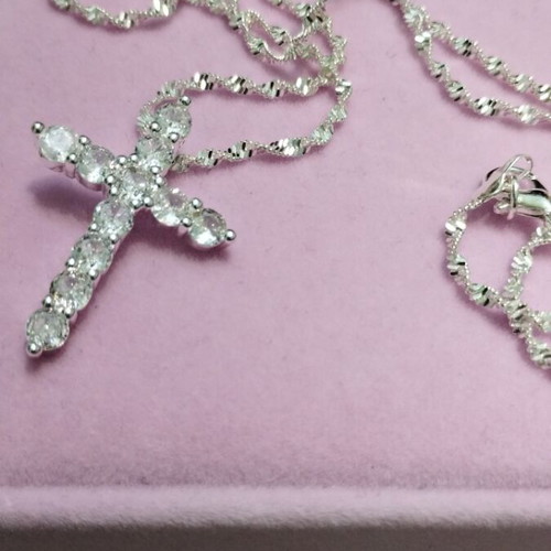 Silver chain with cross new in a nice box