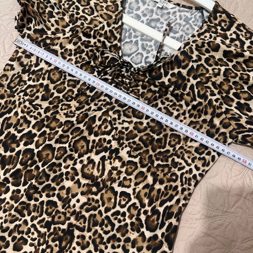 Leopard dress like new, size 42/44, brown