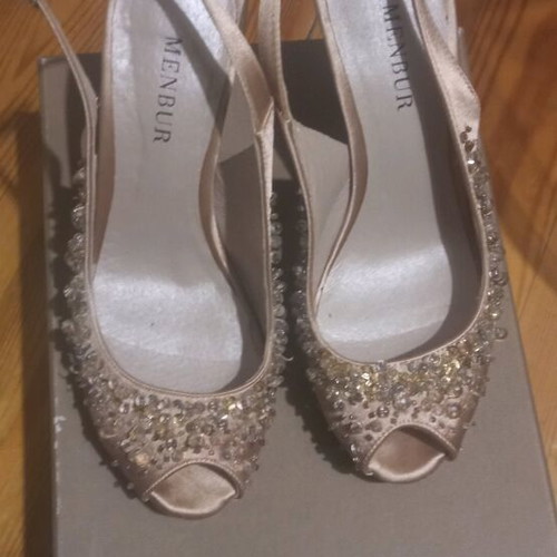 Menbur peep toe satin sandals embroidered with beads like new, size 36
