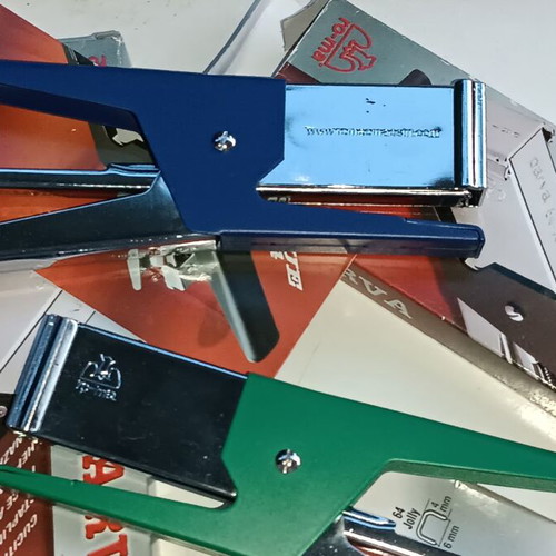 Maestri Parva 64 stapler pack of 4 new