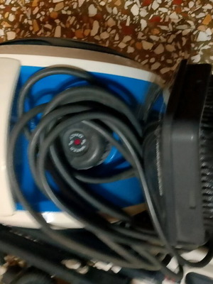 Ατμοκαθαριστής Dirt Devil Aqua Clean ελάχιστα χρησιμοποιημένος
