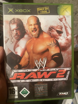 RAW 2 Xbox game classic OG