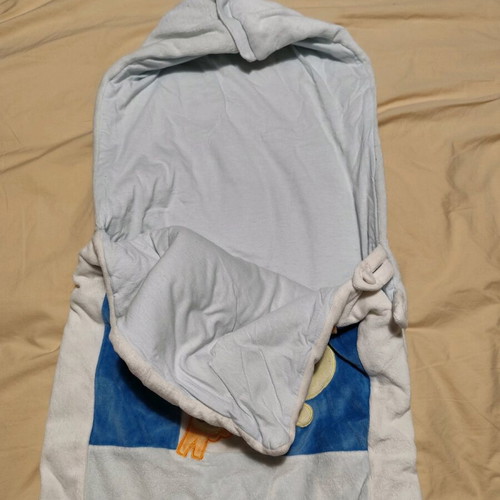 Baby blanket-bathrobe 0-6 months like new