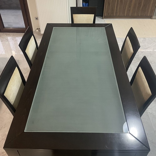 Extendable dining table with 6 fabric chairs used, wenge color