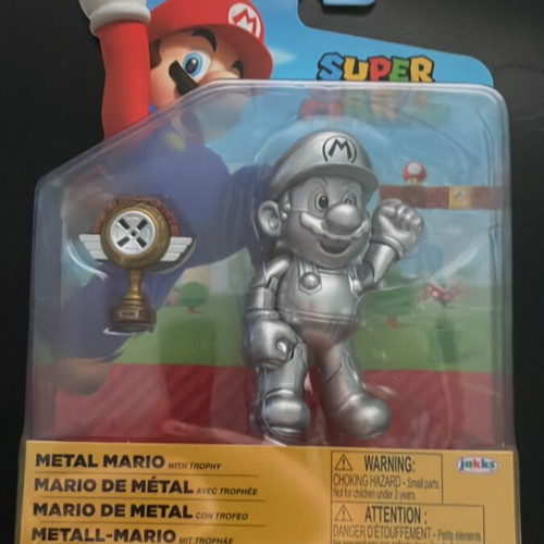 World of Nintendo Metal Mario 4" collectible figure new, sealed