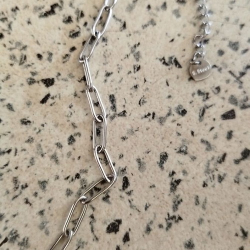 Stainless Steel Women's Necklace like new with rectangular links and pearl pendant