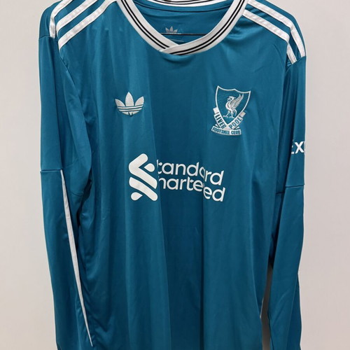 Liverpool FC Adidas Long Sleeve Jersey Like New Size L