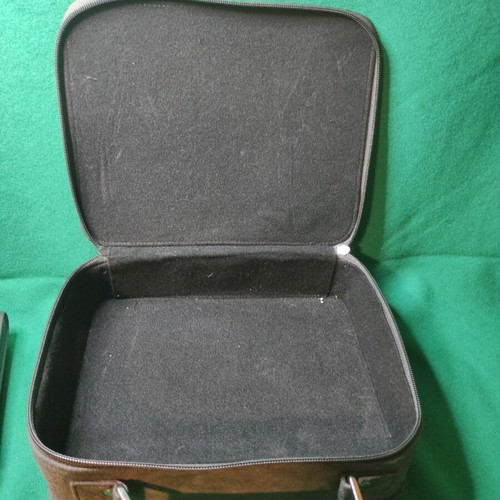 Sevic DVD player used with charger and carrying case