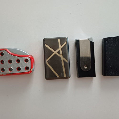 Marlboro vintage lighters set of 4