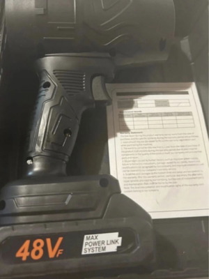 Leaf blower with 1 battery, rechargeable, powerful